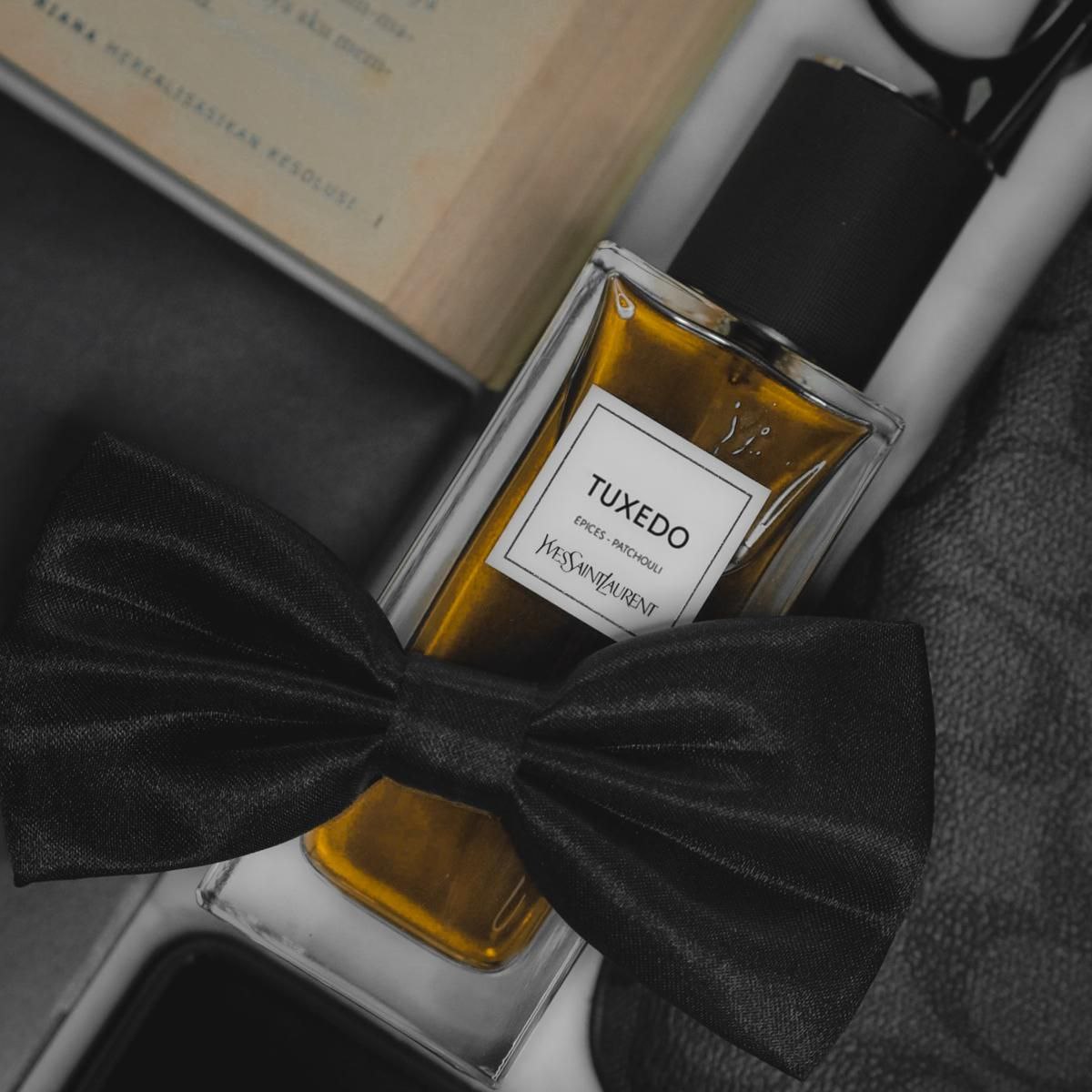 ‌عطر ادکلن ایو سن لورن تُکسدو ۱۲۵میل مناسب برای آقایان وبانوان با طبع گرم و شیرین