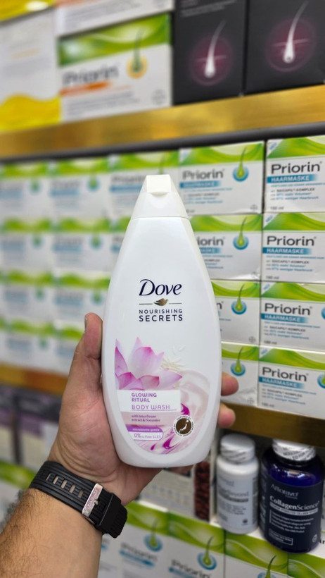 شامپو بدن داو حاوی عصاره نیلوفر آبی و عصاره برنج حجم 500 میل